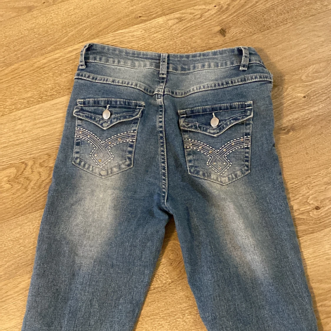 jeans från shein i storlek S, 