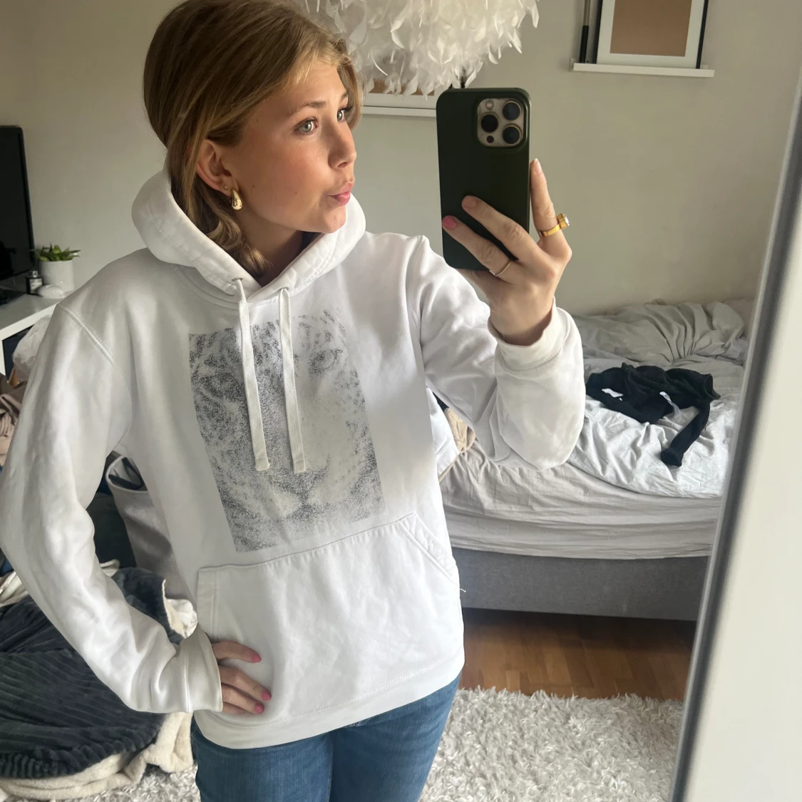 Thecoolelephant hoodie