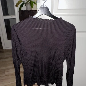 Tröja från wera - Halvpolo från Wera i stolek s. 