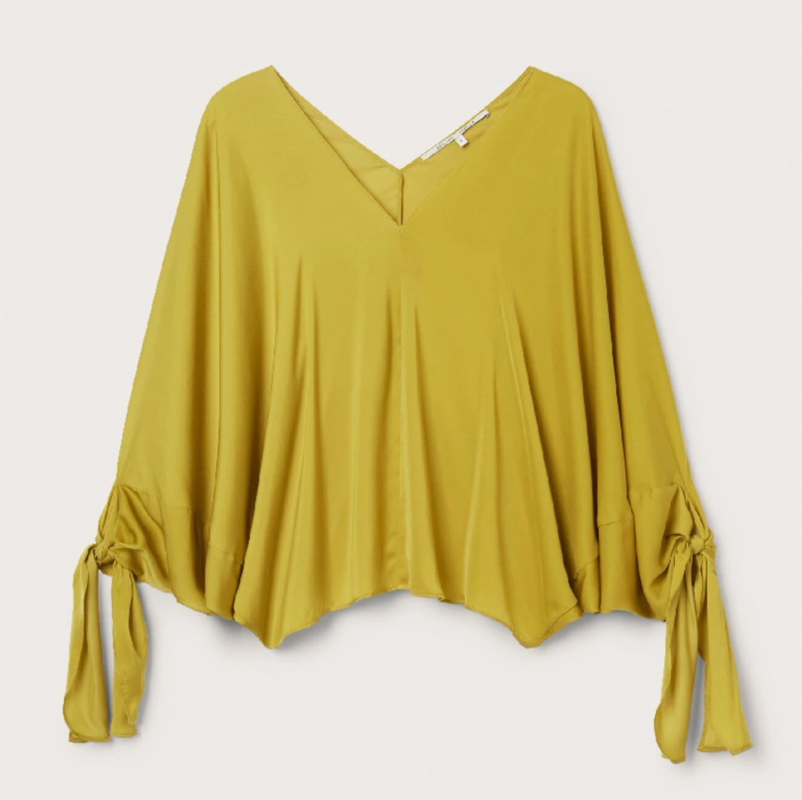 Second Female blus - 91