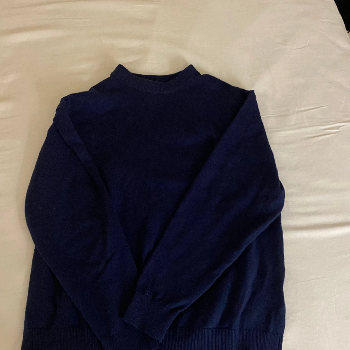 Marinblå tröja - 90
