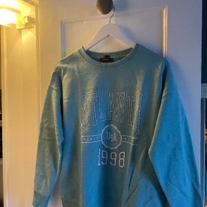 college sweatshirt  - sweatshirt från new look 