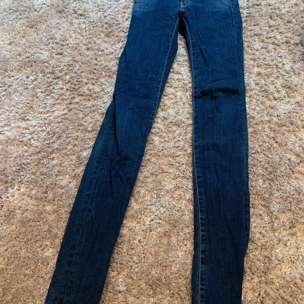 Snygga Crocker Jeans modell Pep! skinny 26/34. Tyvärr för små för mig 😊.. Jeans & Byxor.