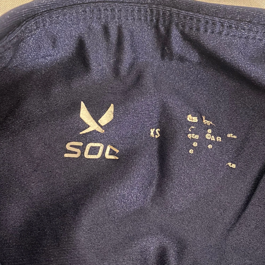 Två träningsbyxor - 90