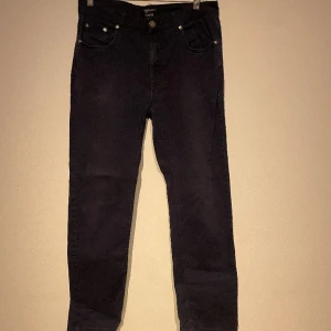 Cool blue jeans i bra skick  - Snygga vintagejeans