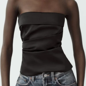 Tub topp - Jätte fin tub topp och helt ny med prislapp💞säljer pågrund av för stor!