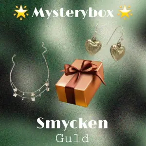 En mysterybox med jättefina guldfärgarde smycken! Estimerat värde: ca 500 kr. Skriv till mig om du har frågor! 💕