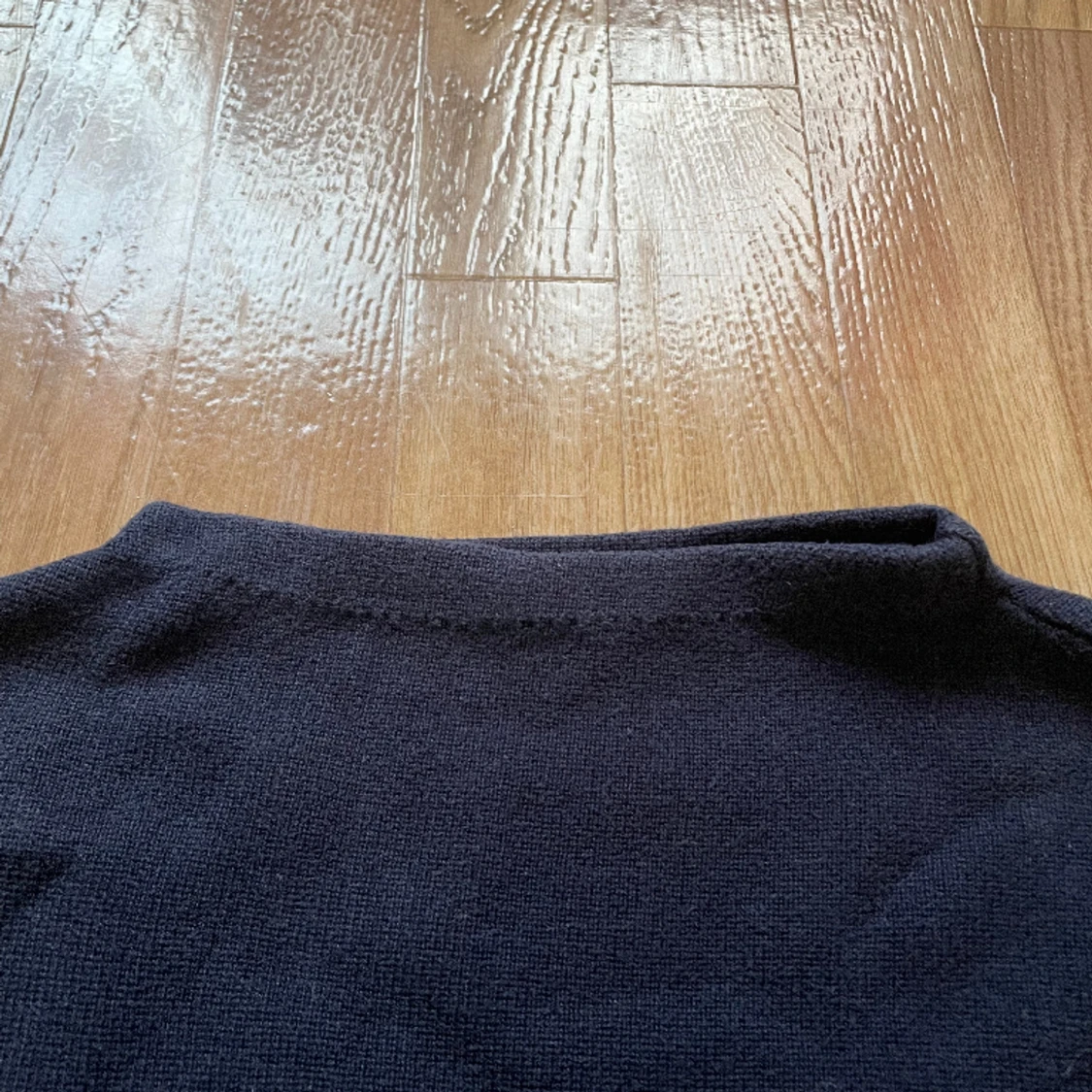 Mörkblå tröja - 90