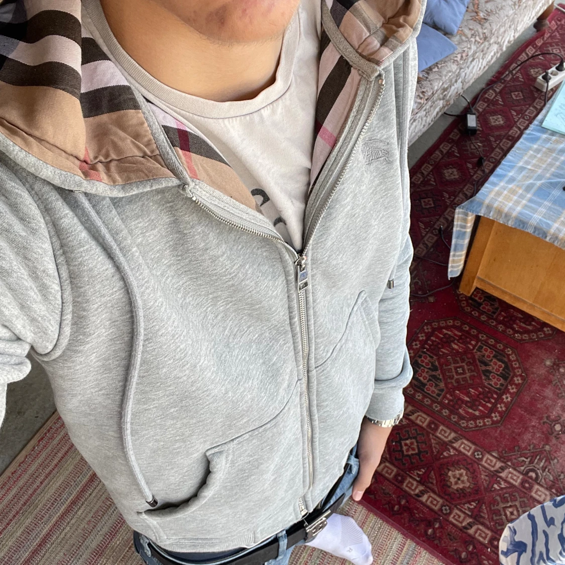 Burberry zip hoodie  - 90