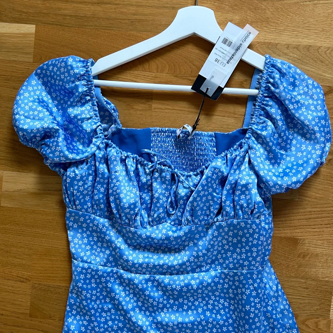 Sanna järnvik X NA-KD MIDSOMMAR - 91