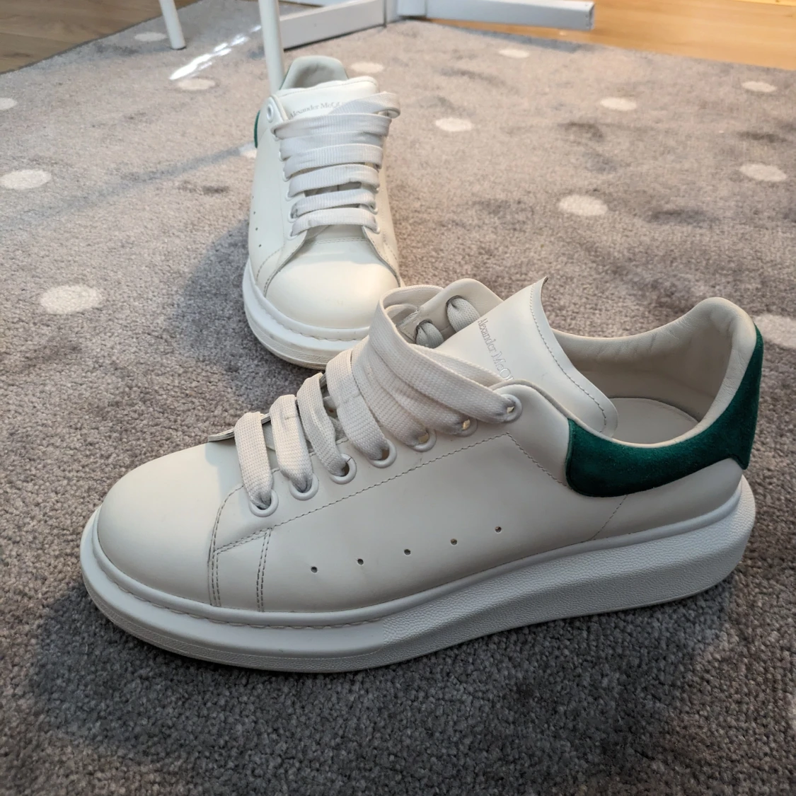 Alexander McQueen  - 91