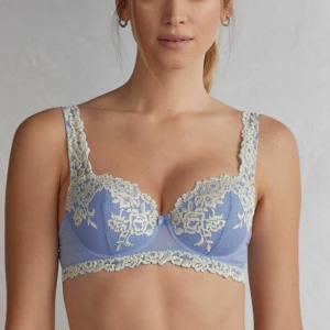 Intimissimi bh - Helt oanvänd, ny. Köpte i fel storlek därför säljer jag.