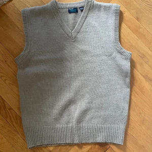 Vest  - Har inga täcken på användning 