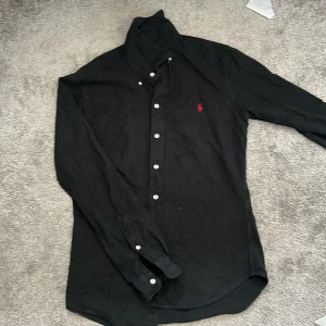 Ralph Lauren Skjorta - Väldigt bra skick Knappt använd
