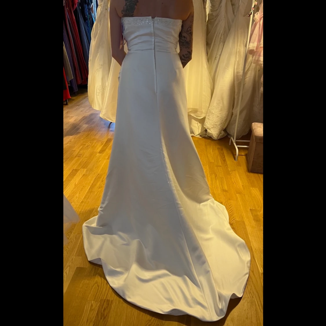 NY Bröllopsklänning  - 90