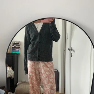 Mohair kofta Filippa K  - Säljer min otroliga kofta från Filippa K med 52% mohair 😍 supernajs lite oversize ☀️☀️