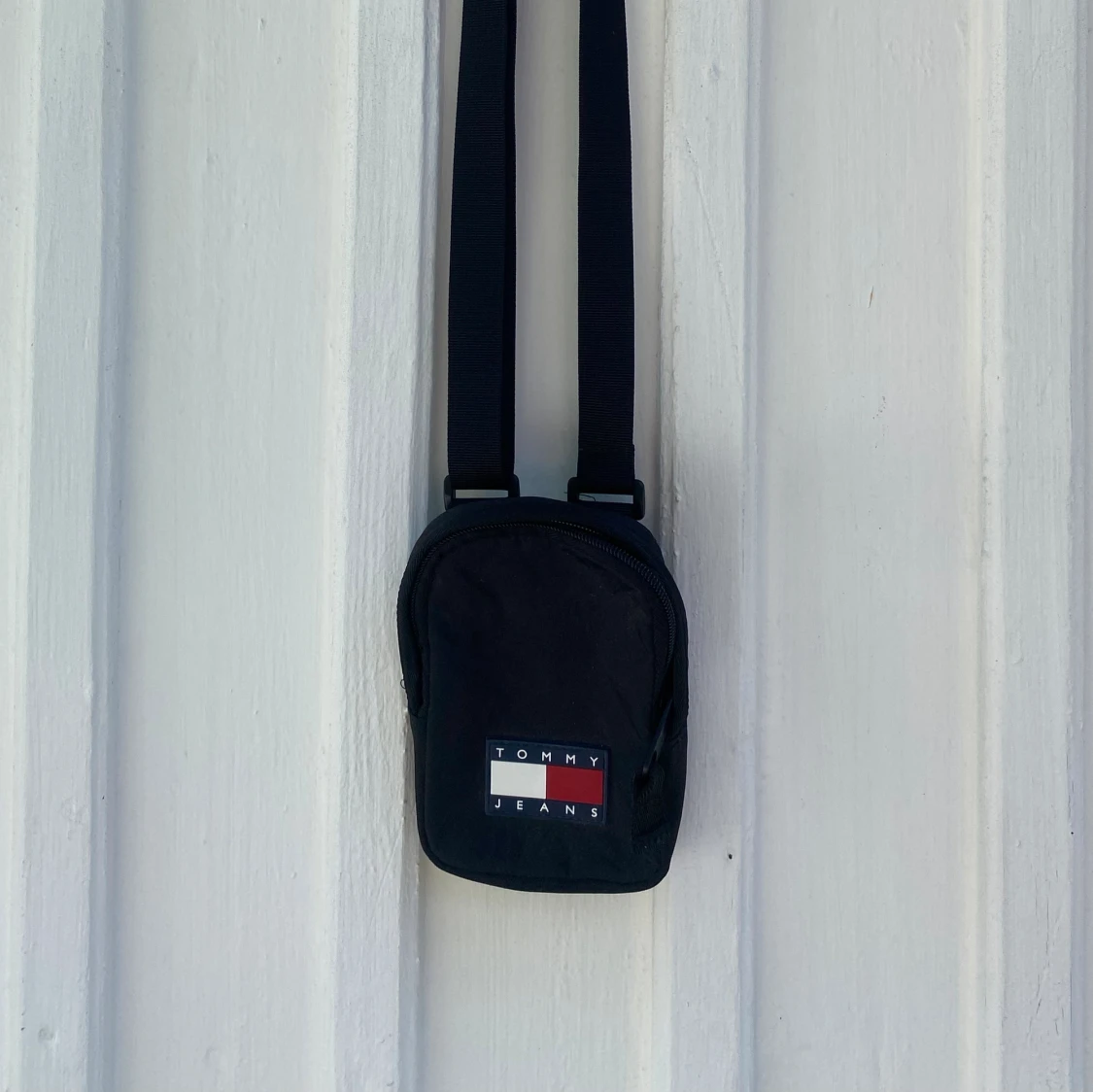 Axelremsväska - Tommy Jeans