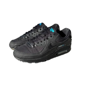 Nike Air Max 90 - Nike Air Max 90s. Storlek 42,5. Använda med några defekter, fler bilder genom pm.