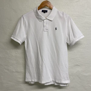 Polo Ralph Lauren - Polo Ralph Lauren pike i storlek S / XL ungdom