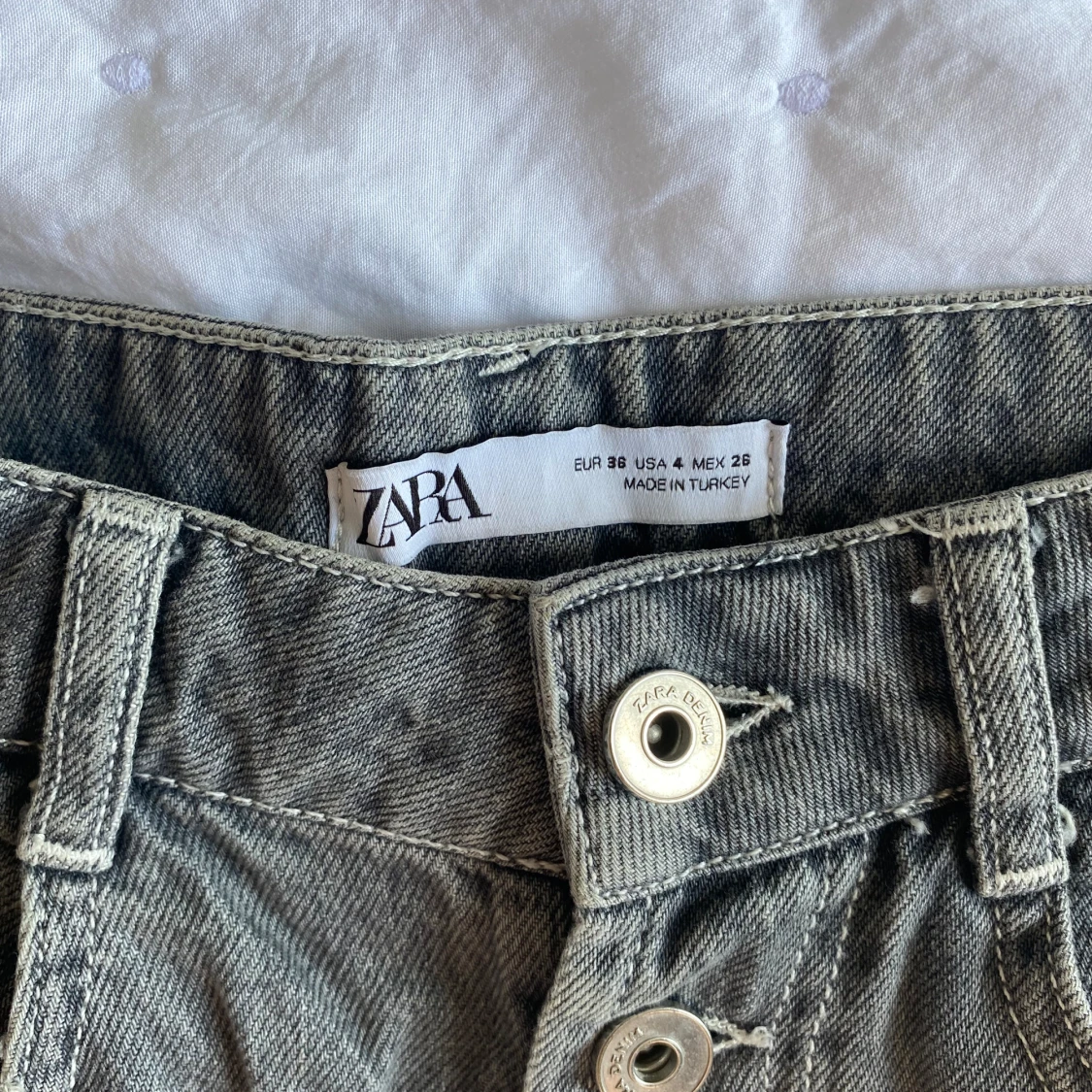 Jeansshorts Zara - 91