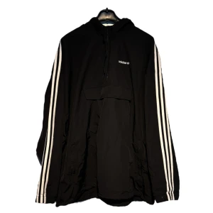 Adidas Anorak Classic  - Adidas Anorak Classic använd 3 gånger 