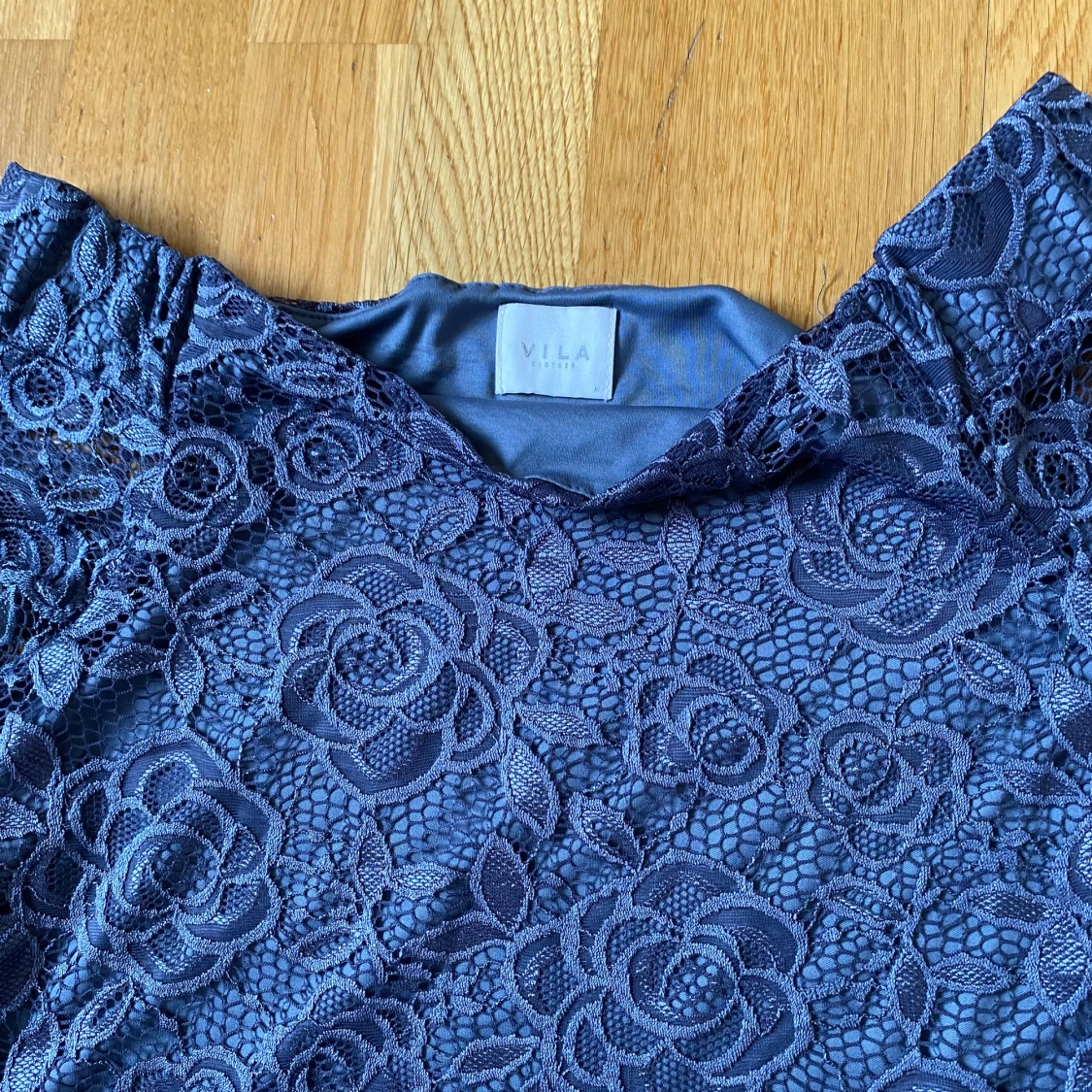Vila sommarklänning stl M - 91
