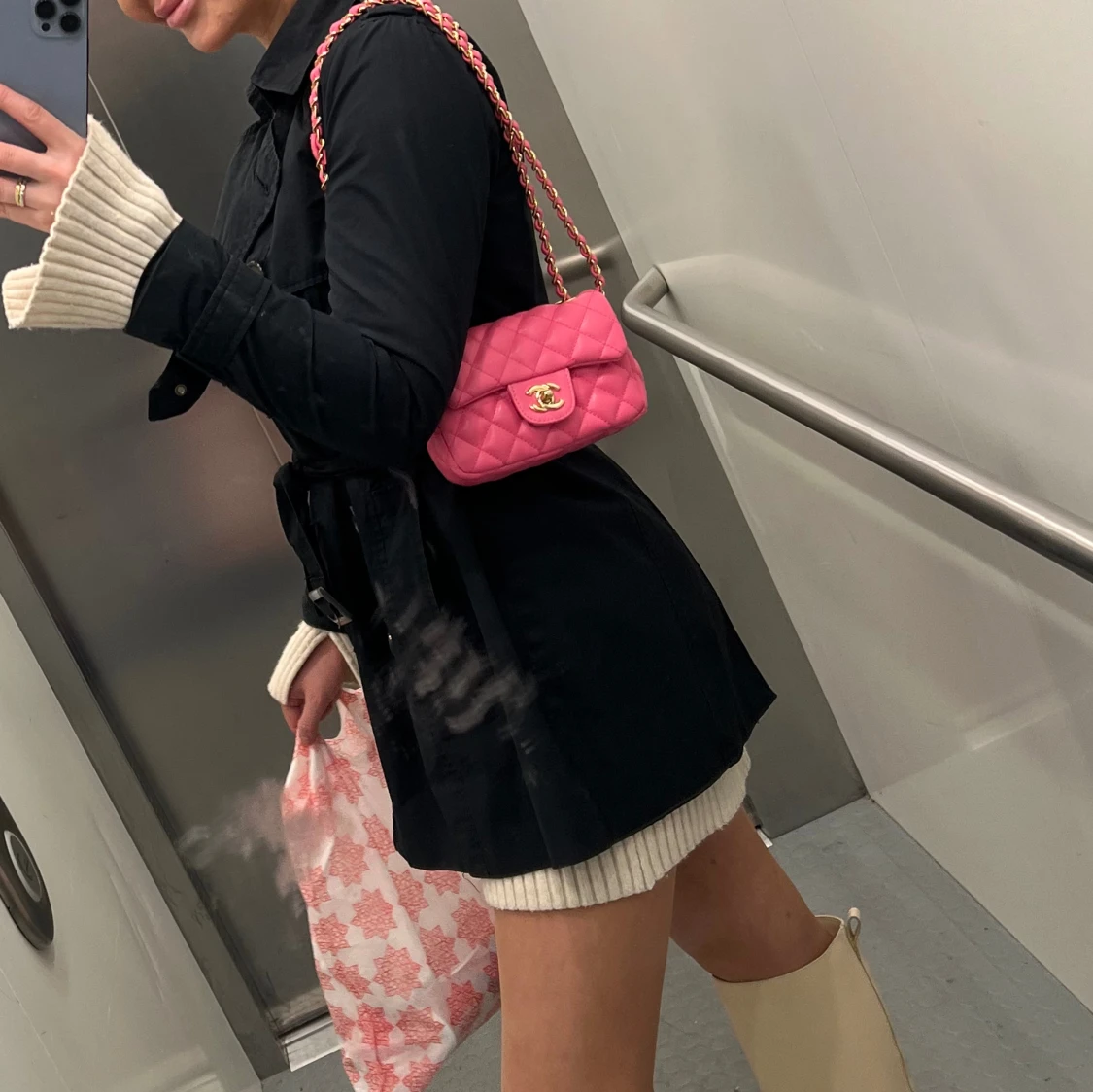 Elegant tidlös rosa mini väska  - 90