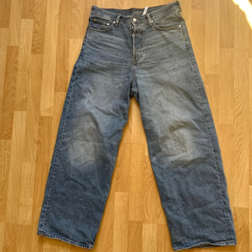 Har använt dessa jeans Max 2 gånger.   Storlek w29 L 32  Raka jeans.. Jeans & Byxor.