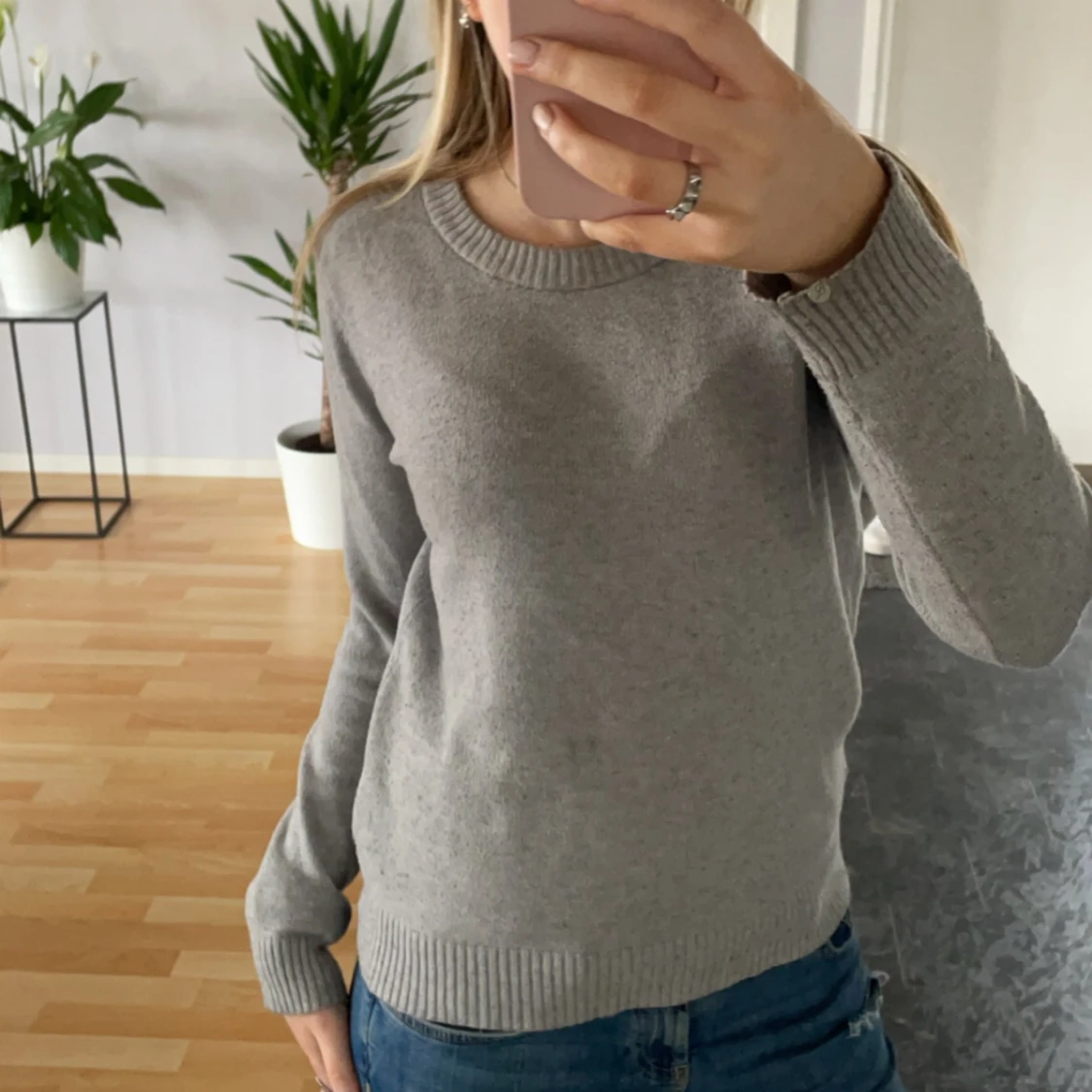 Grå stickad tröja - 90