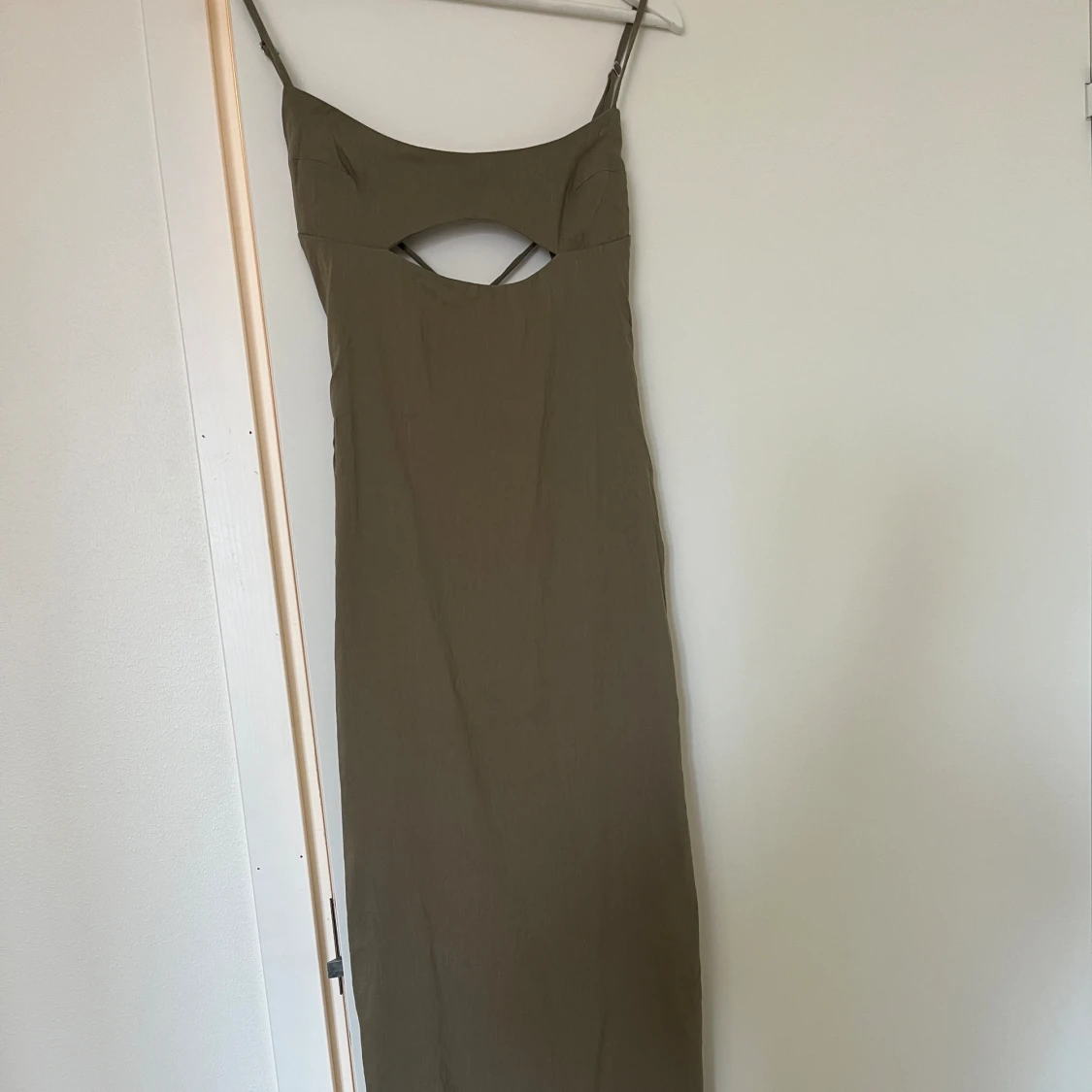 Zara klänning i linne  - 92