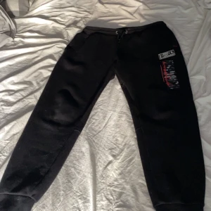 Hoodrich byxor - Bra skick. Använd 2 gånger