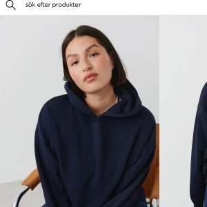 Söker Mörkblå hoodie från Gina!!! - Söker mörkblå hoodie från Gina tricot. Du får gärna höra av dig om du säljer❤️