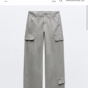 Cargobyxor Zara - Cargobyxor i storlek 36, 38 och 40 beställde olika storlekar och säljer de som ej passade mig, enbart provade en gång.