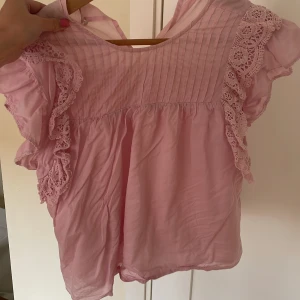 Other stories topp - Så somrig topp som är lite för liten för mig så fin.