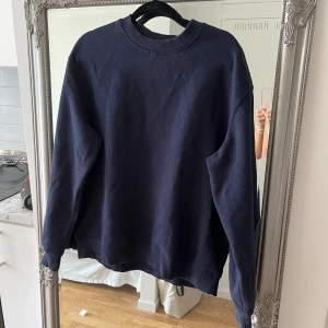 Tröja - Collegetröja från Zara använd några gånger🩷