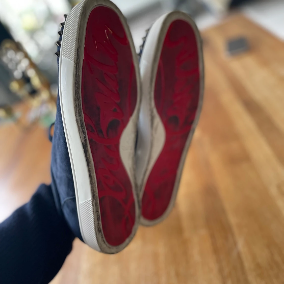 Christian Louboutin - 90