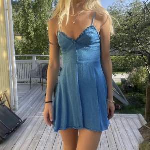 Världens finaste klänning till sommaren! 🩷