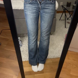 bootcut jeans - så snygga💓