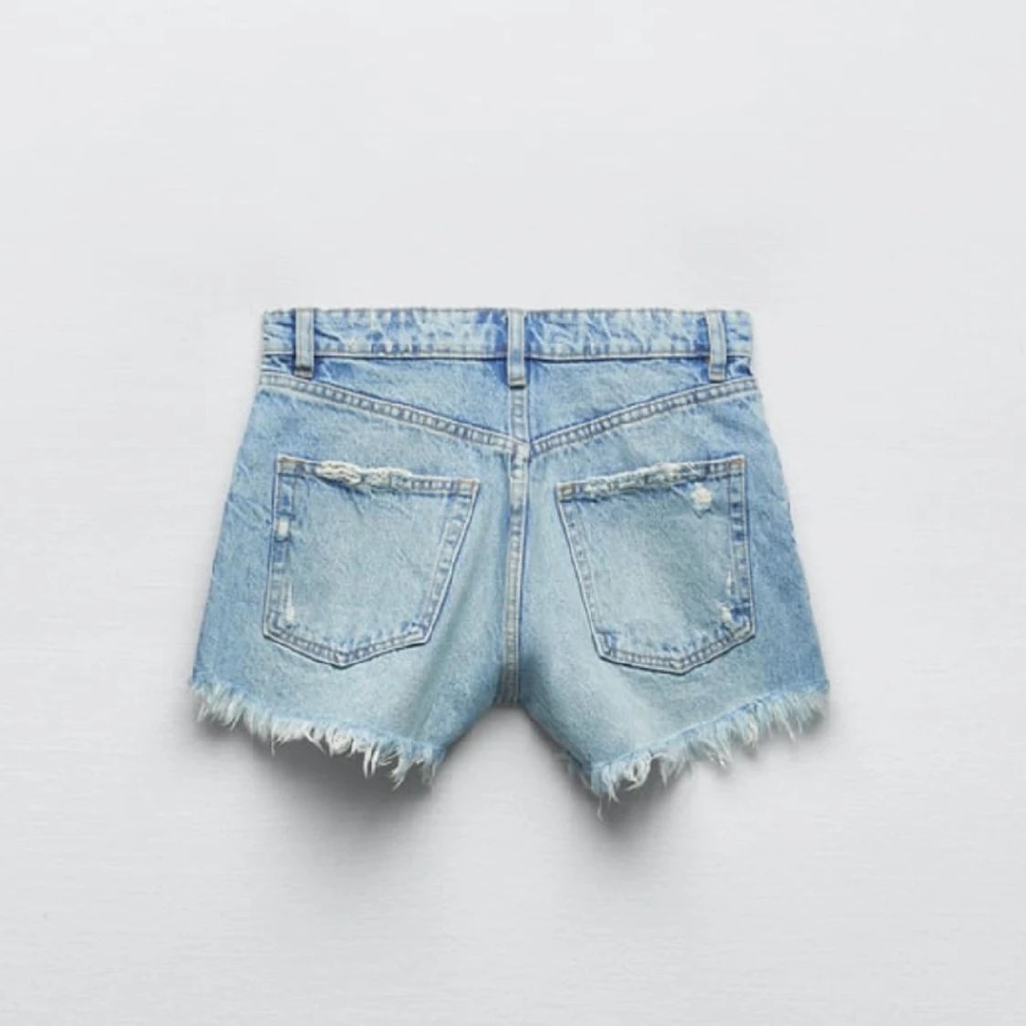 Zara shorts  - 90