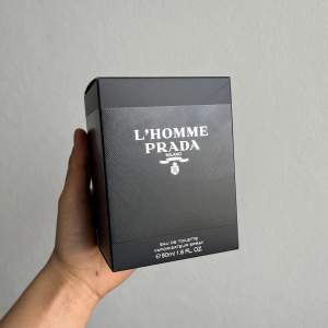 Oanvänd Prada L’Homme 50ml   750kr + frakt  Finns i Lund/Malmö 