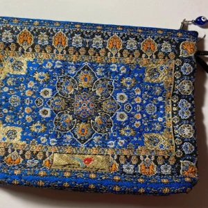 Jättefin sminkväska - Jättefint skick 11 cm x 17 cm Rök- och djurfritt hem