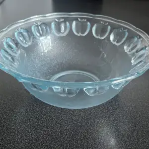 Vacker glas skål kopp ca. 19*7,2 cm