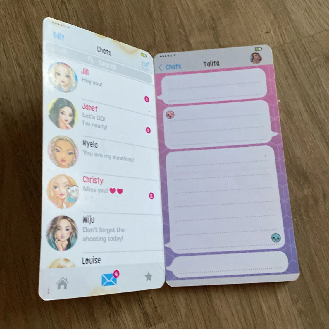  en skrivbok som ser ut som en mobil jättefin - 92