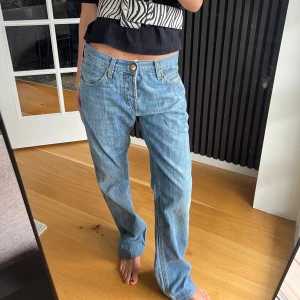 Lee jeans - Säljer dessa jeansen ifrån Lee