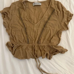 Fin tröja 130 kr - Har bara använt den 1 gång och köpte den i Mexiko