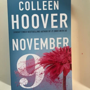 November 9 - Bok av collen hoover. Läst 1 gång men i fint skick 
