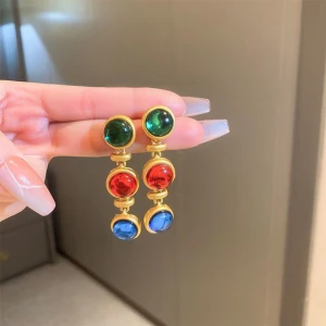 Vintage stil sommar örhänge jewelry earrings  - Brand new. Skriver för mera bilder om ni behöver :) 