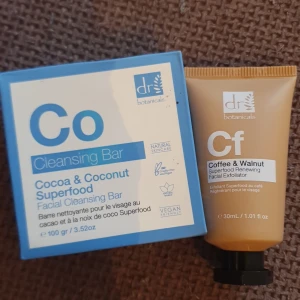 Dr botanicals  - Facial cleansing bar 100g oöppnad/nyskick pris 80kr Facial exfoliator 30 ml oöppnad/nyskick pris 70kr Vid köp av båda 130kr