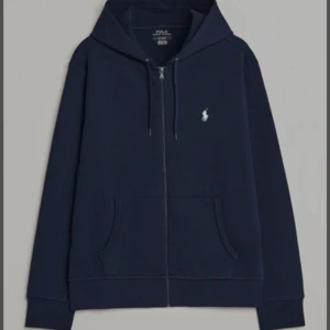 ralph lauren zip hoodie - Bra skick använd 3 gånger, storlek S kan passa M 