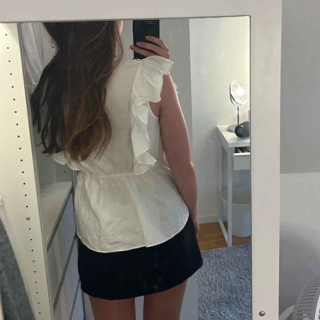 Vit blus som är för stor för mig  - 90